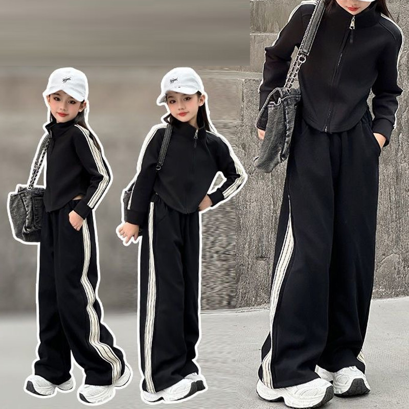 Running Gear For Kids - Dres sportowy dla dziewcząt w wieku