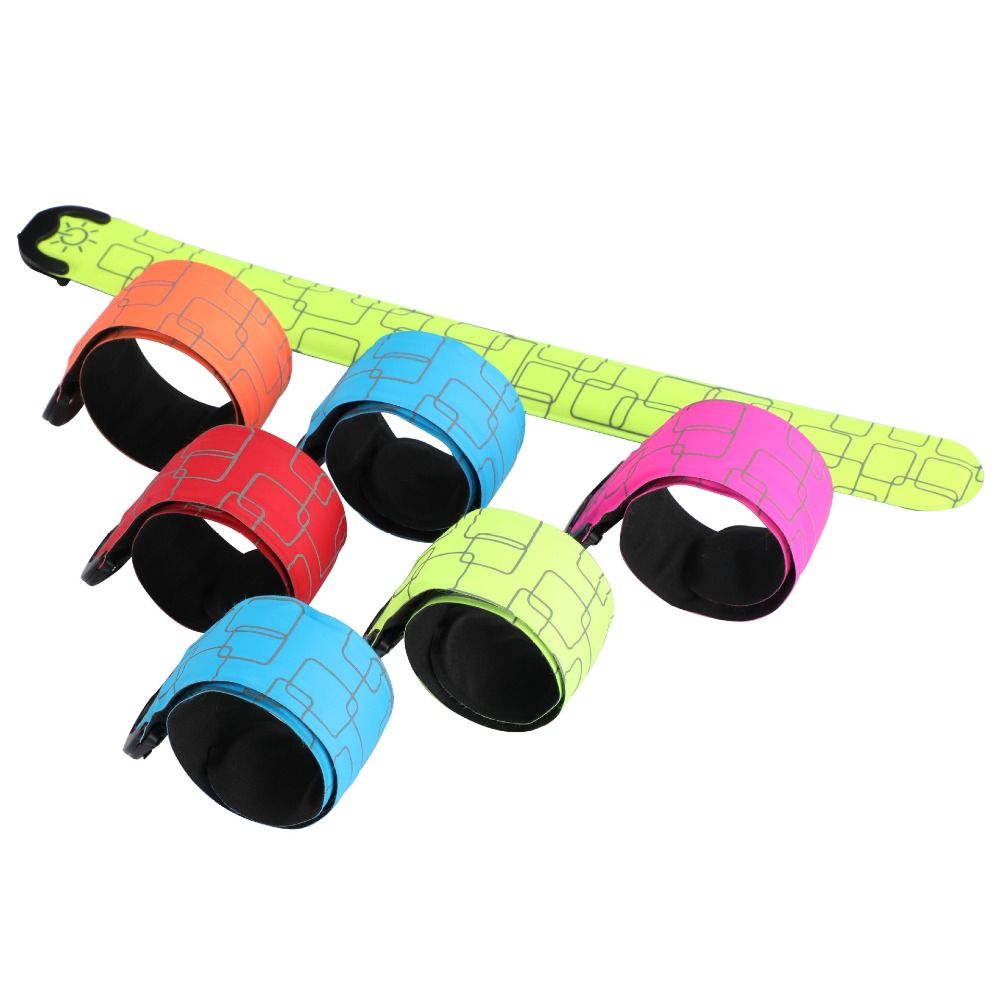 Opaska na ramię do biegania w  – Running Gear Reflective recenzja i cena